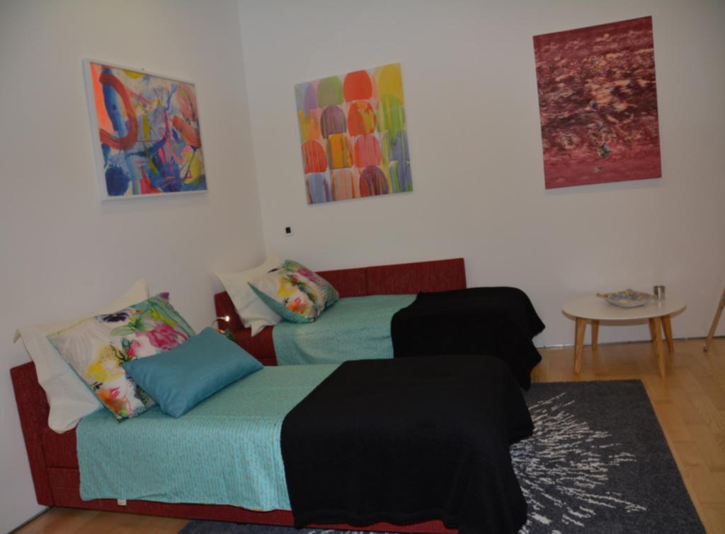 Red & Black Apartment Zagreb Chambre photo